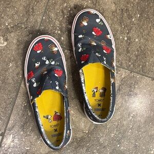 TOMS x Peanuts size 8 slip on Fenix sneakers